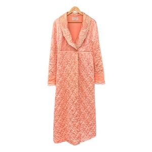 Vintage Vanity Fair Quilted Robe Pink Lace Collar Long Sleeve Pockets Sz 16